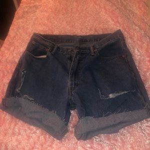 Levi vintage mom shorts